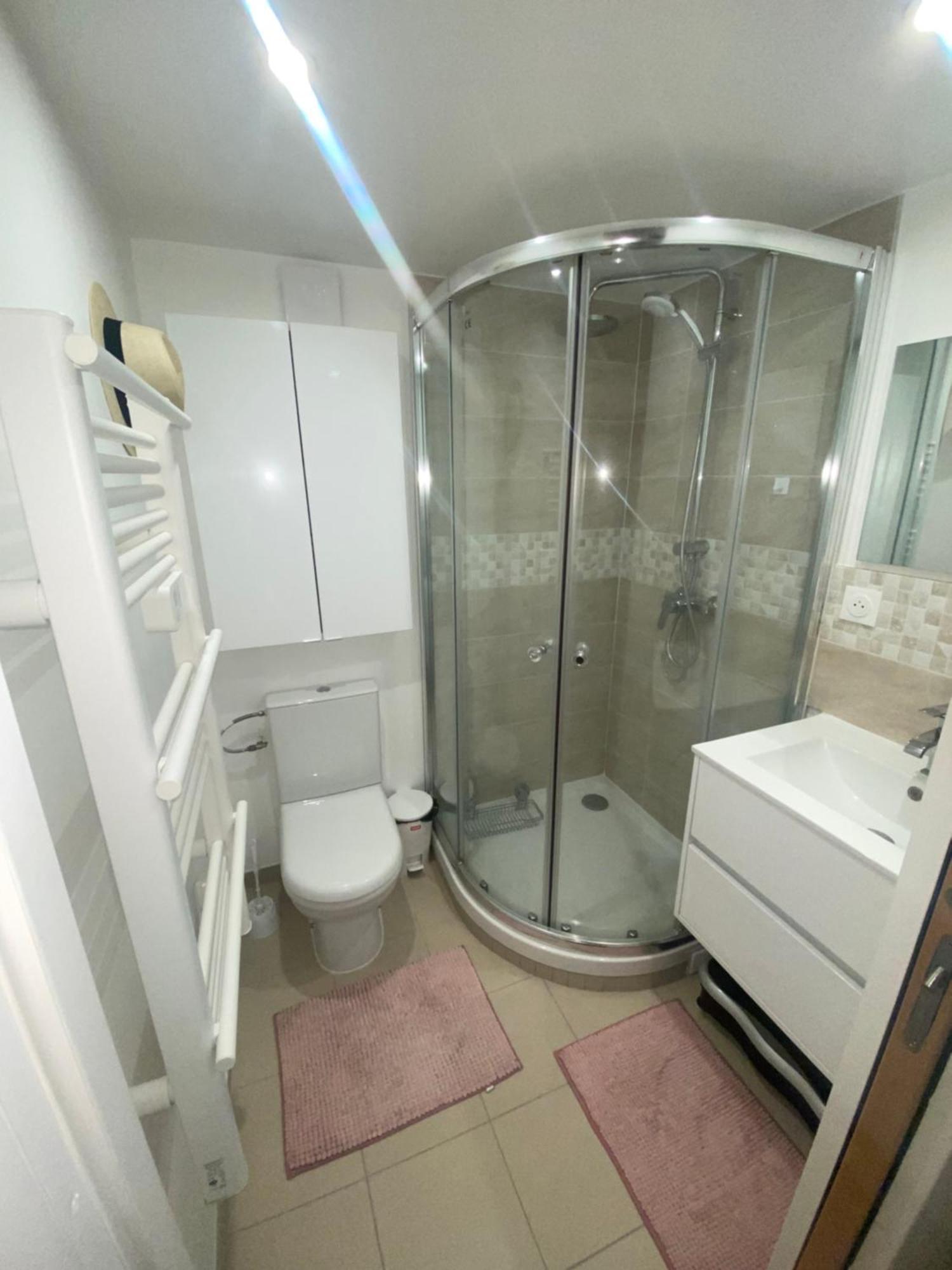 Paris Orly Aeroport Suite 아티스 몽스 외부 사진
