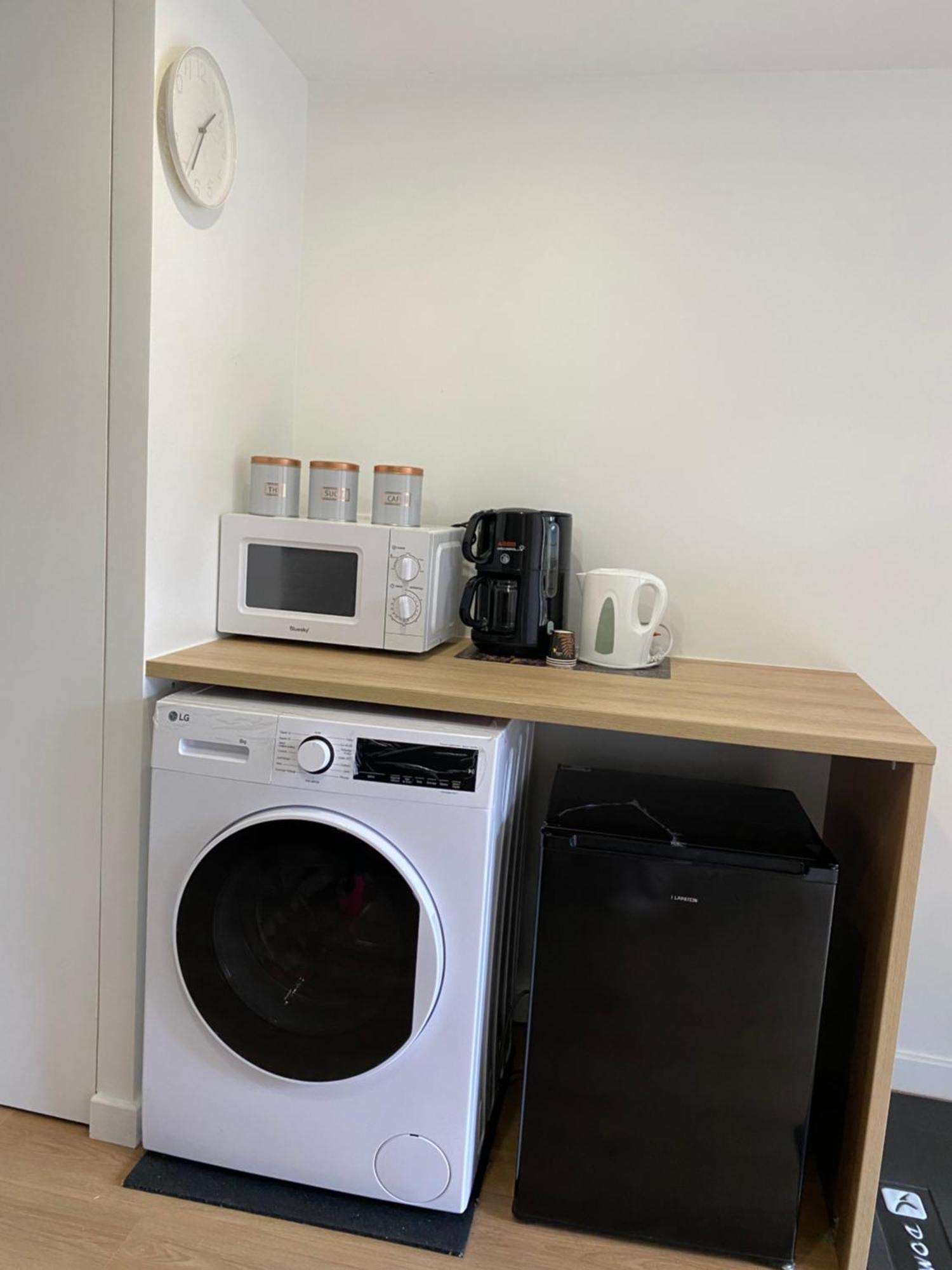 Paris Orly Aeroport Suite 아티스 몽스 외부 사진